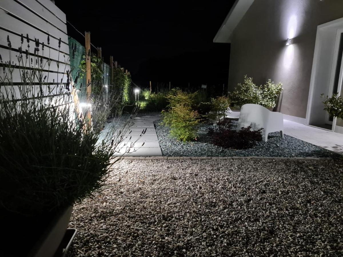 Residence Le Aromatiche Cavaion Veronese Exterior foto