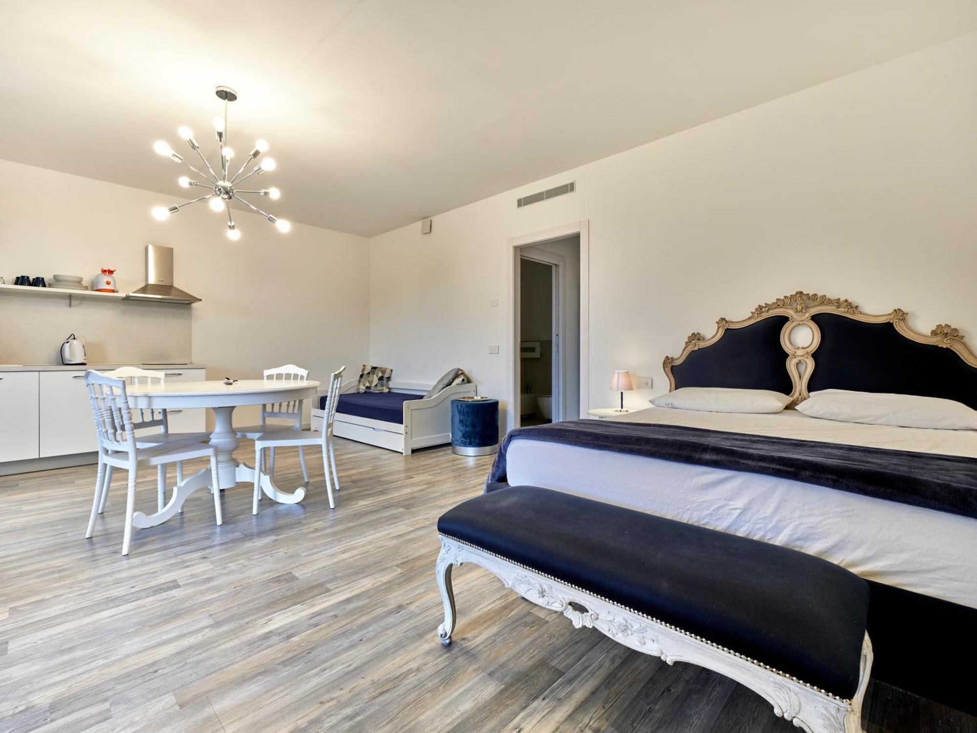 Residence Le Aromatiche Cavaion Veronese Exterior foto